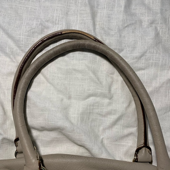 Kate Spade Purse - Picture 3 of 10